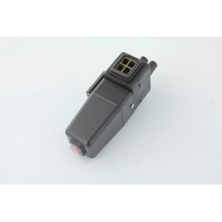 BOITIER DE CONNXION AVEC PRISE CARREE DUPLEX 420