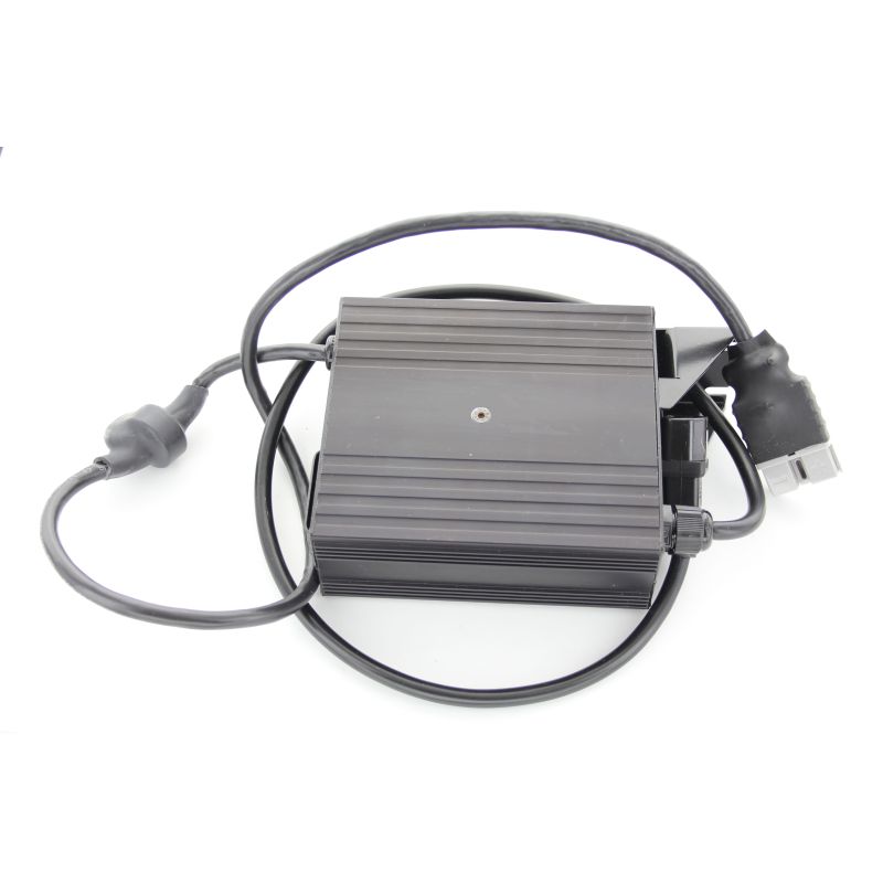 CHARGEUR BATTERIE INTEGRE 24V 9A TASKI SWINGO