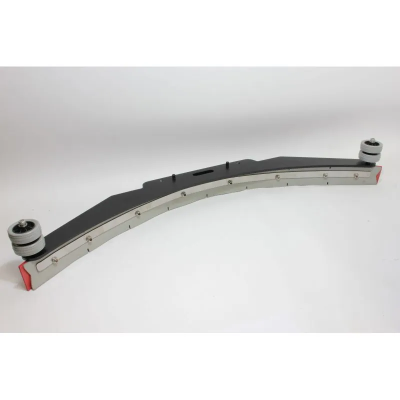 PLAQUE DE SUPPORT TUYAU DE VIDANGE POUR AUTOLAVEUSE RCM ELAN - R2MS