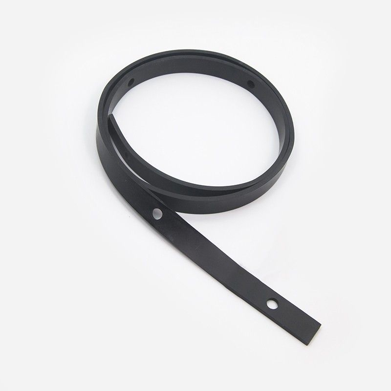 CONTREFORT NOIR DE LAMELLE DE SUCEUR POUR AUTOLAVEUSE WETROK