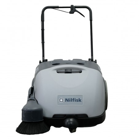 BALAYEUSE OCCASION NILFISK SW 750 BALAYEUSE OCCASION NILFISK SW 750